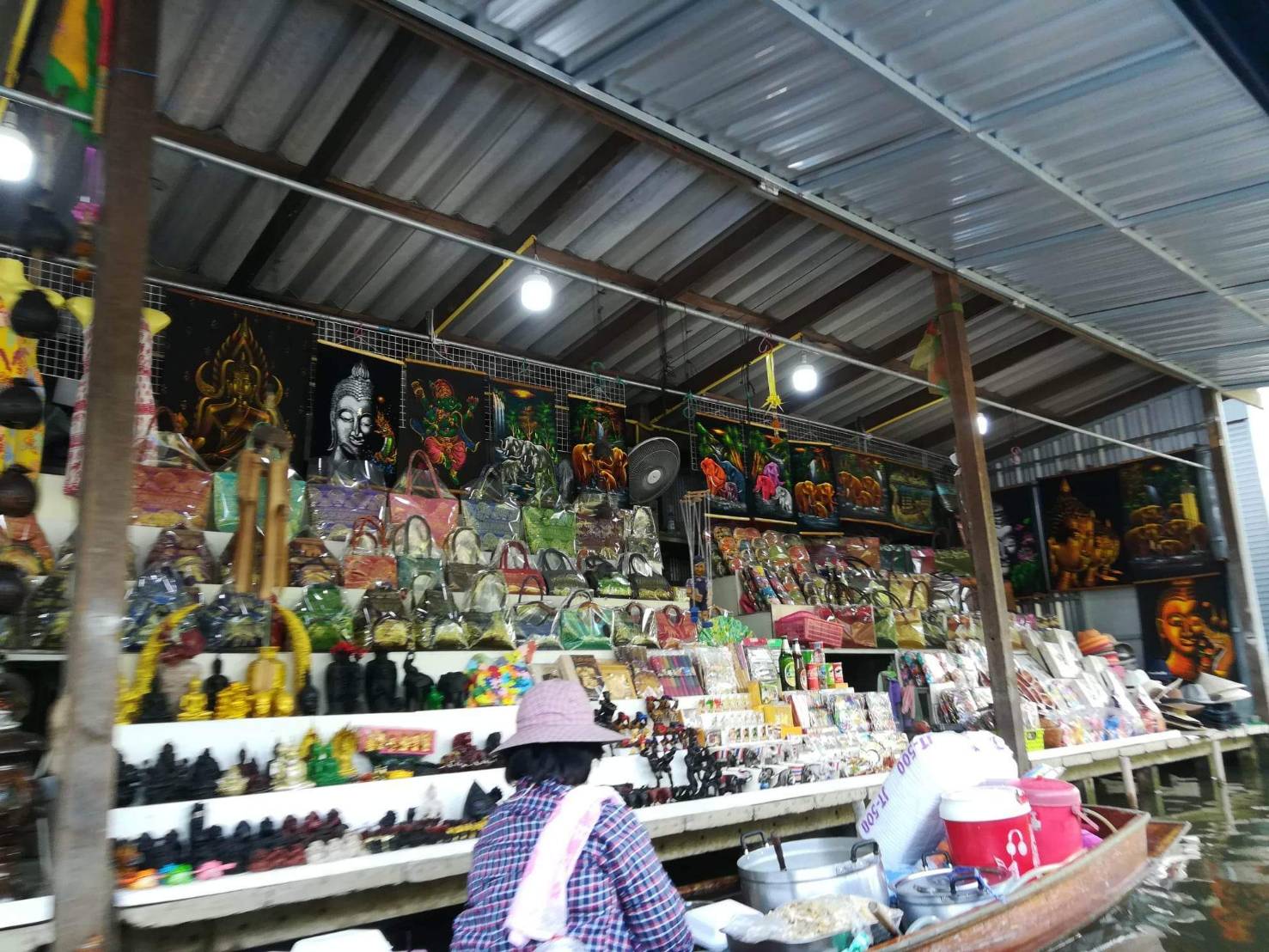 64 - https://tuvanvip.com | W​elcome to Thailand By TU Van VIP on tours. Van rental with Driver service. we are van vip rental transfer on tour in Bangkok ​service.