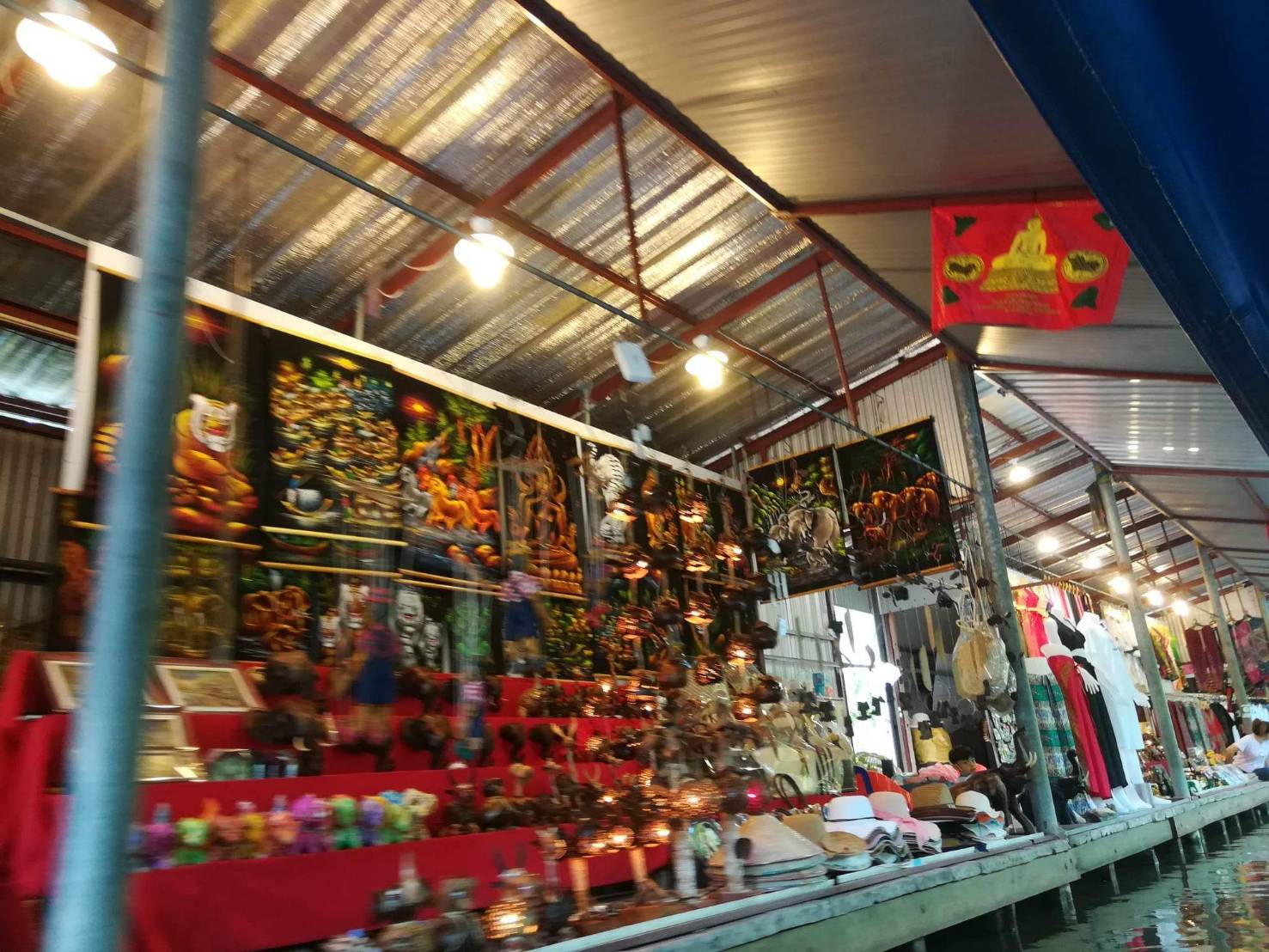 65 - https://tuvanvip.com | W​elcome to Thailand By TU Van VIP on tours. Van rental with Driver service. we are van vip rental transfer on tour in Bangkok ​service.